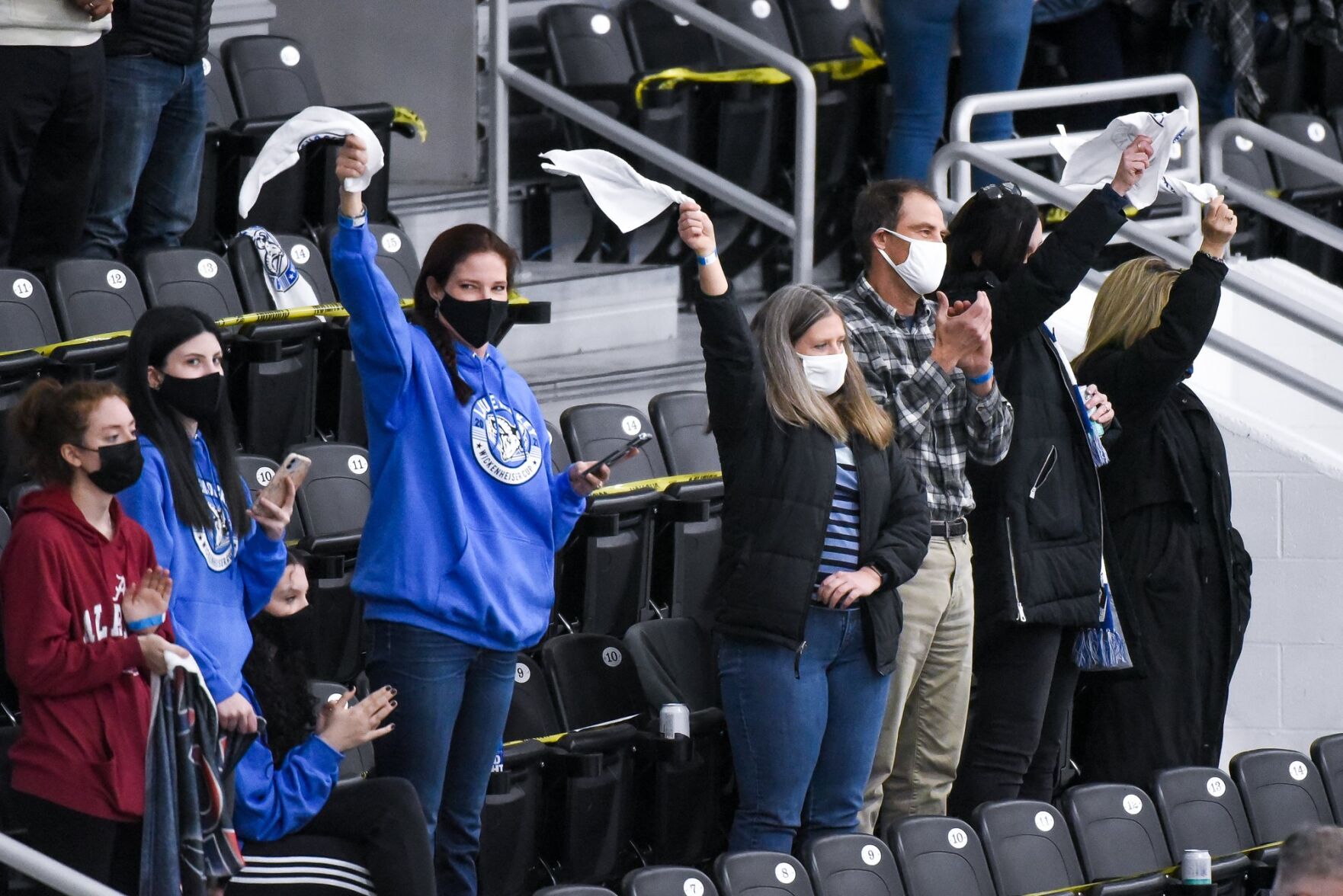 03/06/2021 - ice hockey - Ladue vs. FH Central